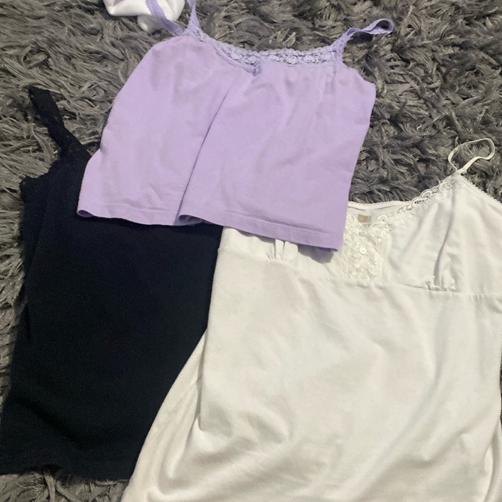 3 tank tops! THE WHITE ONE IS SIZE LARGE